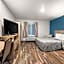 WoodSpring Suites Dearborn Detroit