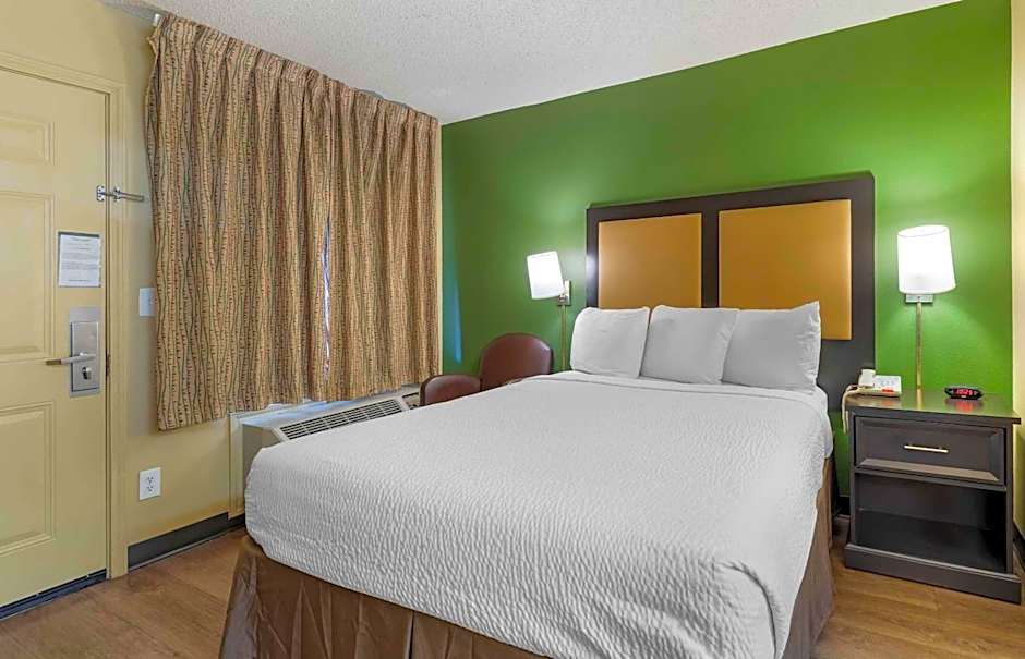 Extended Stay America Select Suites - Denver - Aurora South