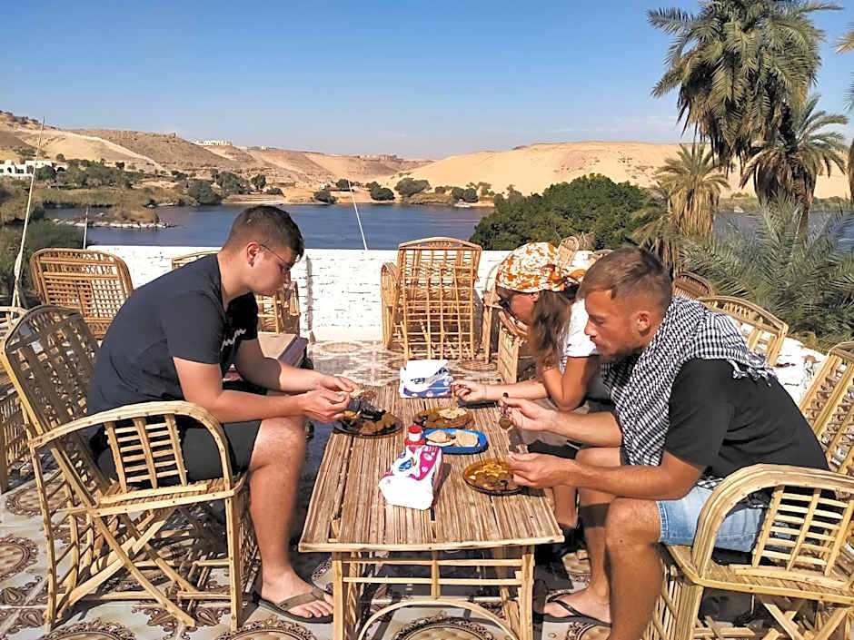 Seko Kato Nile View Hostel