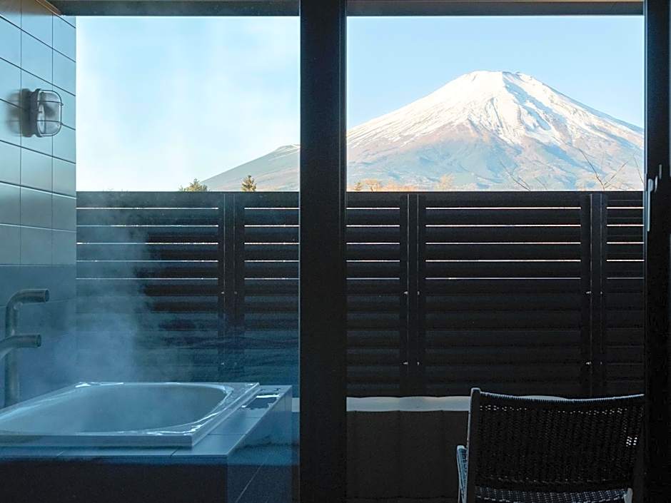 Mt Fuji View and Private Sauna Ryokan Shizuku しずく