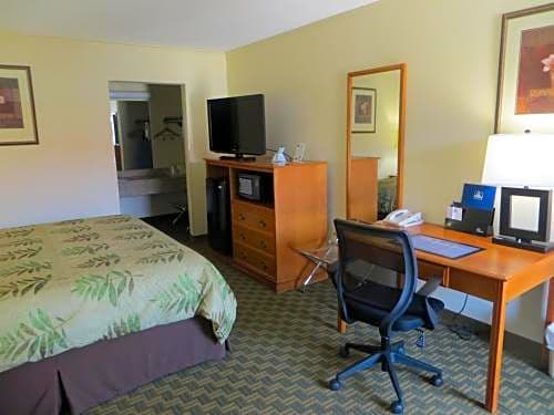 Red Coach Inn