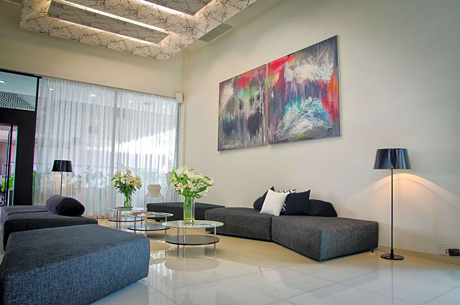 Hotel Portonovo Plaza Expo
