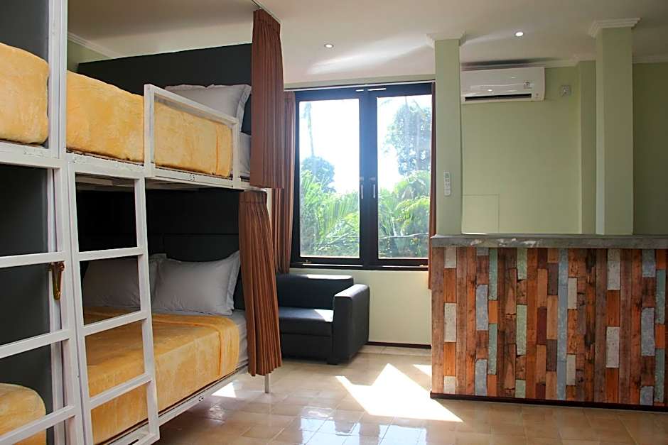 ALA Hostel