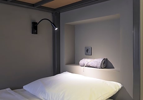 Bed in 4-Bed Dormitory Room