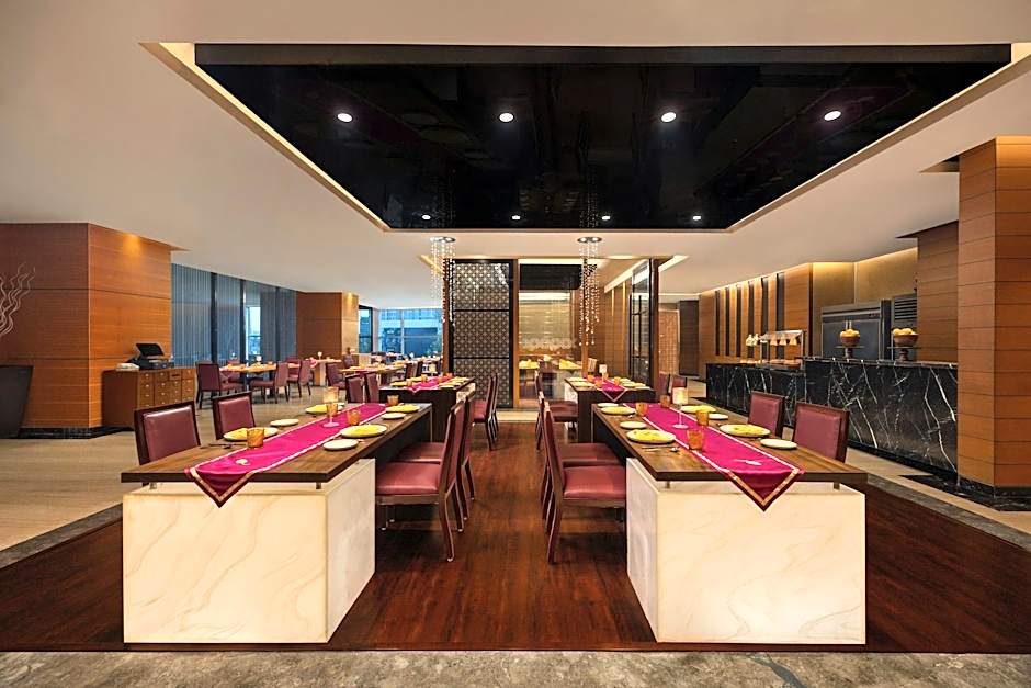 Le Meridien Ahmedabad