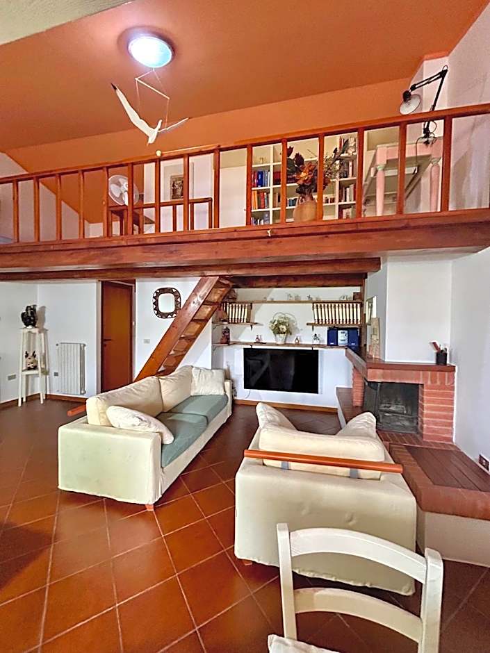 Amazing house 10 min by car from the beach