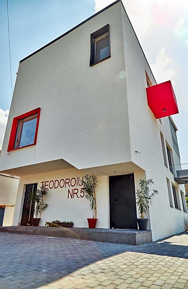 Teodoroiu nr. 5