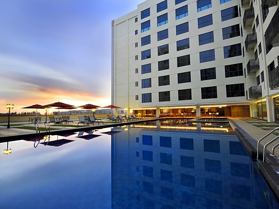 Ming Garden Hotel and Residences