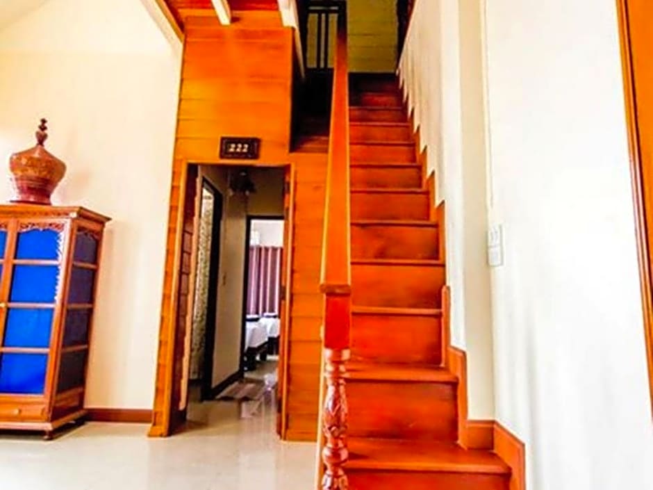 Wake Up at Muang Kao Boutique Hotel