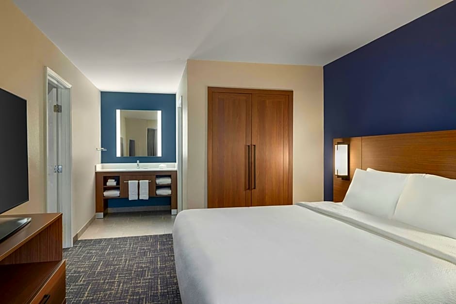 Residence Inn by Marriott Indianapolis Airport