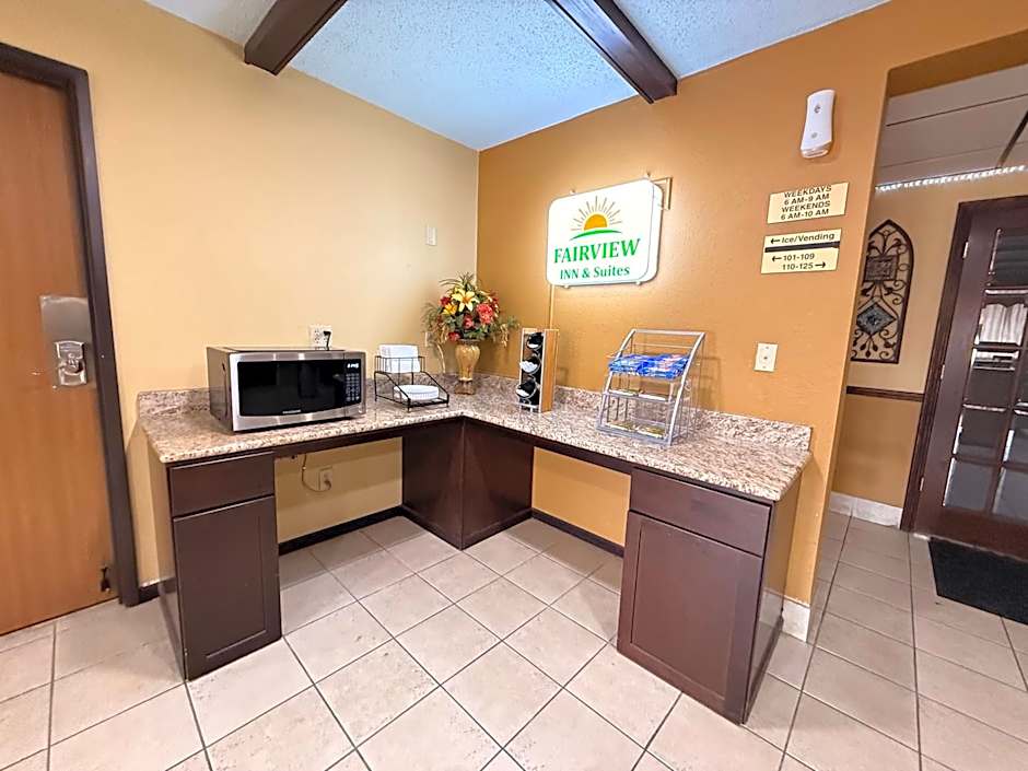 Fairview Inn & Suites Whitewater