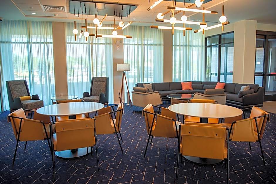 Courtyard by Marriott Lake City
