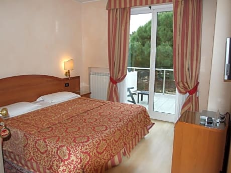 Double Room with Terrace