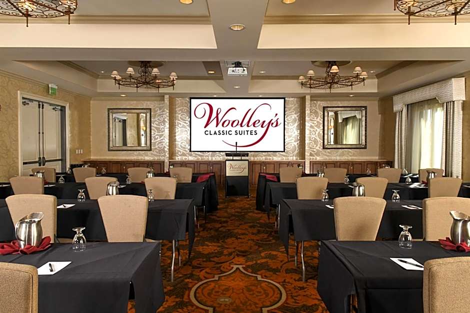 Woolley's Classic Suites Denver Airport