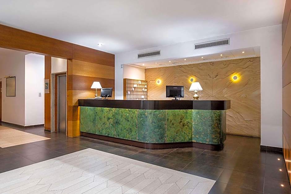 Quality Hotel Nova Domus