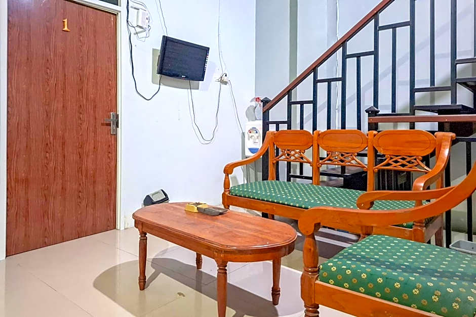 RedDoorz Syariah at Fariza Guesthouse Kendal