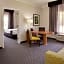 La Quinta Inn & Suites by Wyndham Houston West Park 10