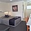Whiteoaks Motel & Lodges