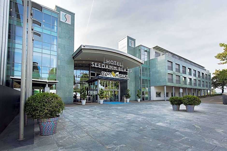 Seedamm Plaza