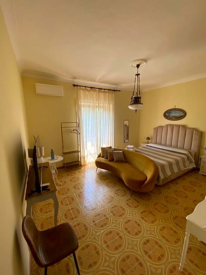 Villa Favorita Suites