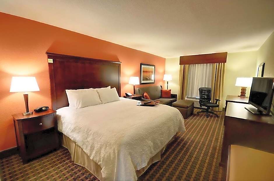 Hampton Inn By Hilton And Suites Tifton