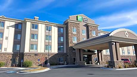 Holiday Inn Express & Suites Springville - South Provo Area By IHG