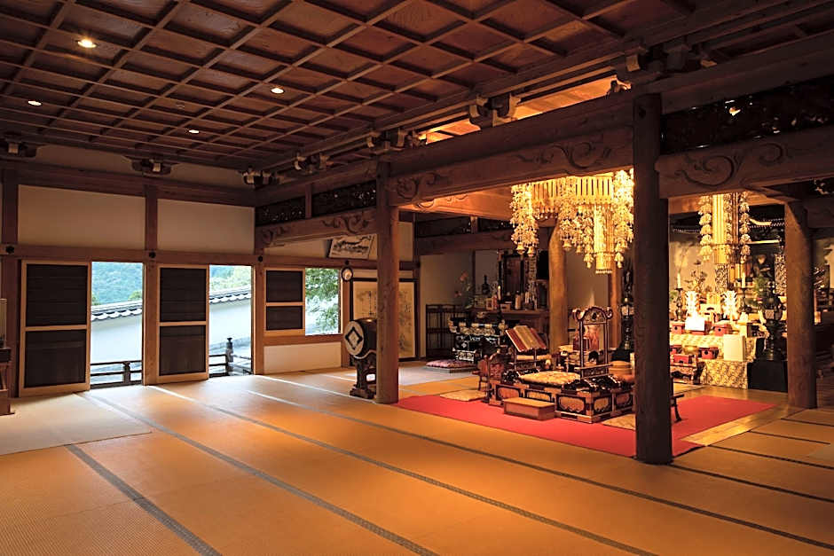 TEMPLE HOTEL HABANOBO