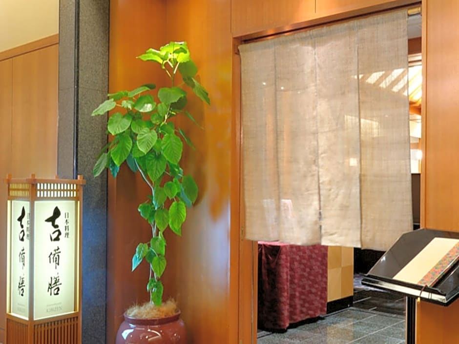 Hotel Granvia Okayama