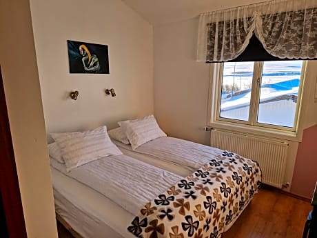 Gauksmýri guesthouse lodge