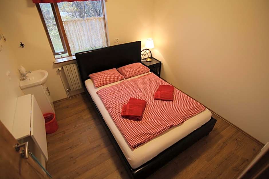 CJA Guesthouse