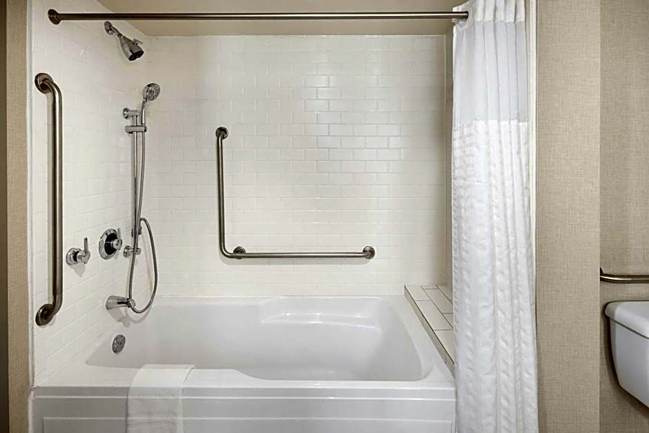 Four Points By Sheraton Halifax