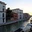 Leone Hotel