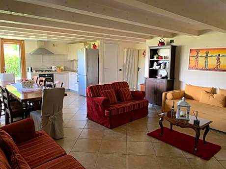 Deluxe One-Bedroom Apartment with Garden View