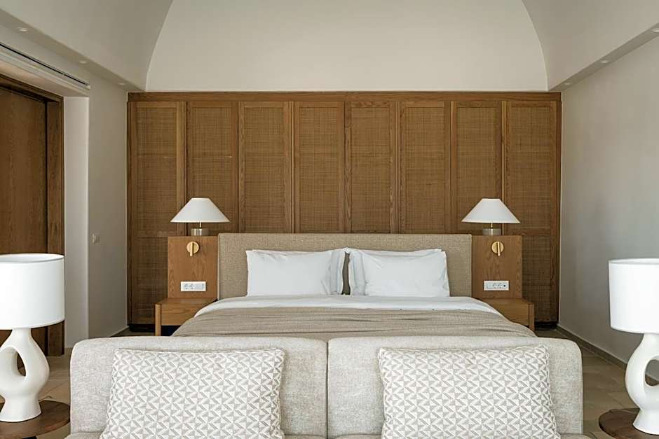 Photo 1 of 8 of Grand Suite