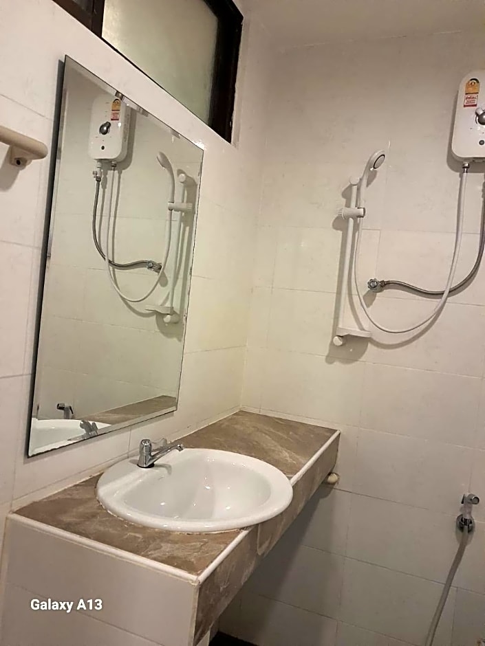 Miracle Gallery Hotel