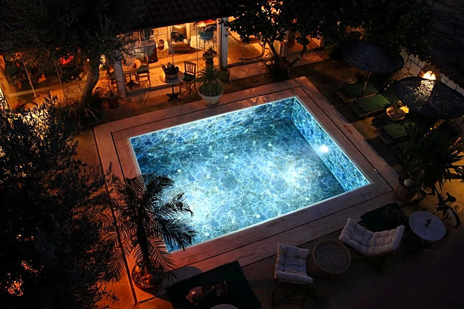 BADEMİÇİ OTEL
