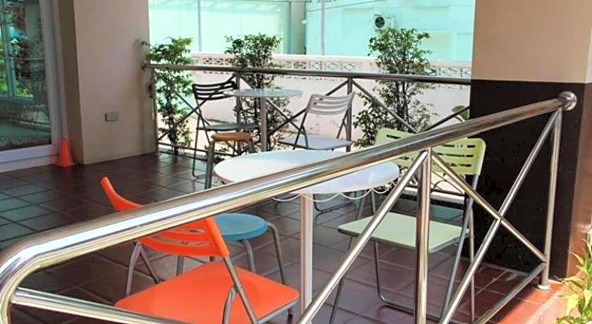 Bann Vor Sumongkol Services Apartment