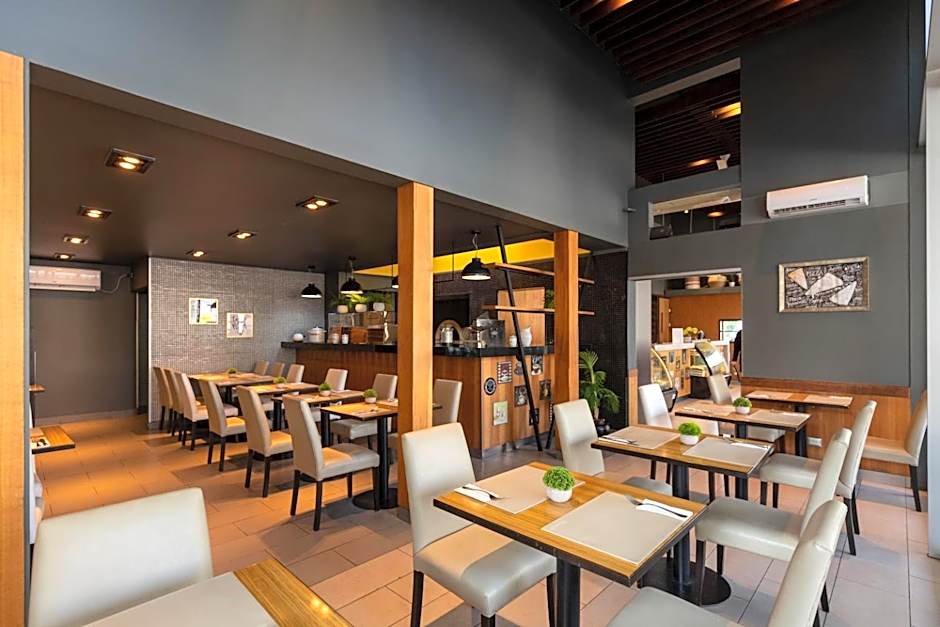 Best Western Premier Marina Las Condes
