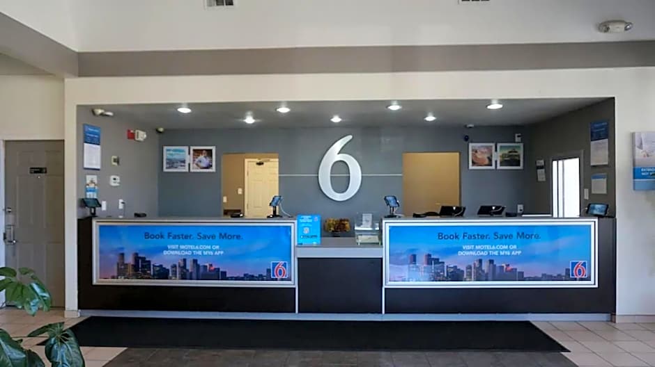 Motel 6 San Francisco - Redwood City