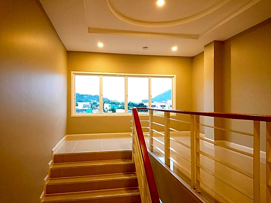 The Royal P Hotel Phuket (SHA Plus)