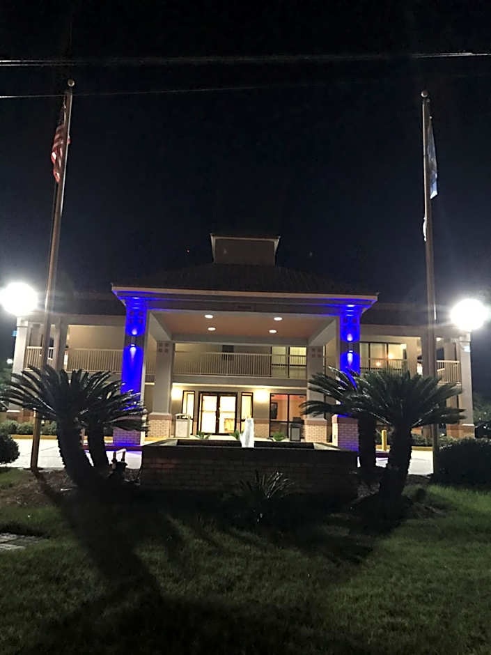 Super 8 by Wyndham Slidell
