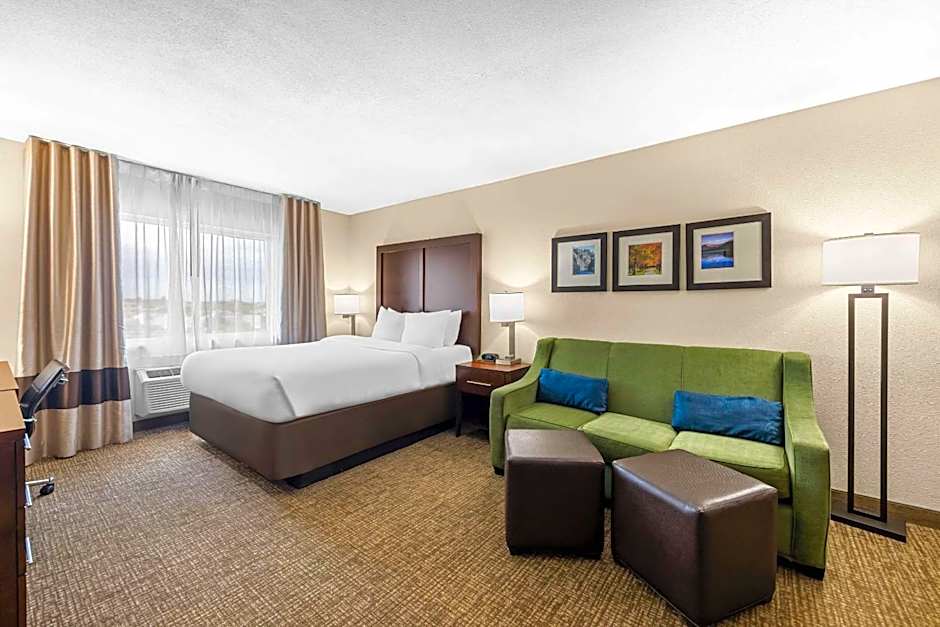Comfort Inn & Suites Pueblo