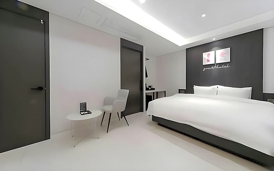 Hotel Zam 101