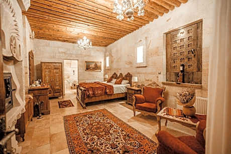 Junior Suite with Balcony