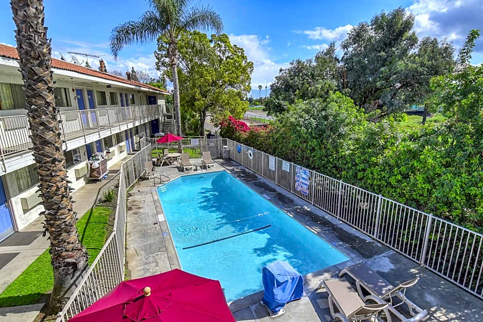 Motel 6-Chino, CA - Los Angeles Area