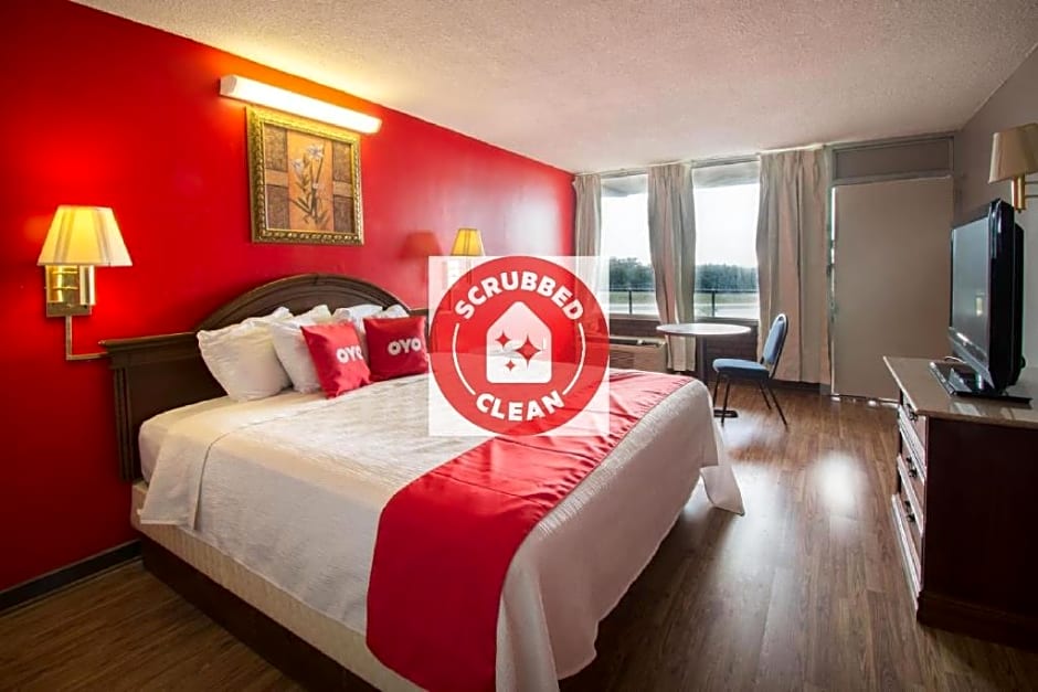 OYO Hotel Macon GA I-75 South