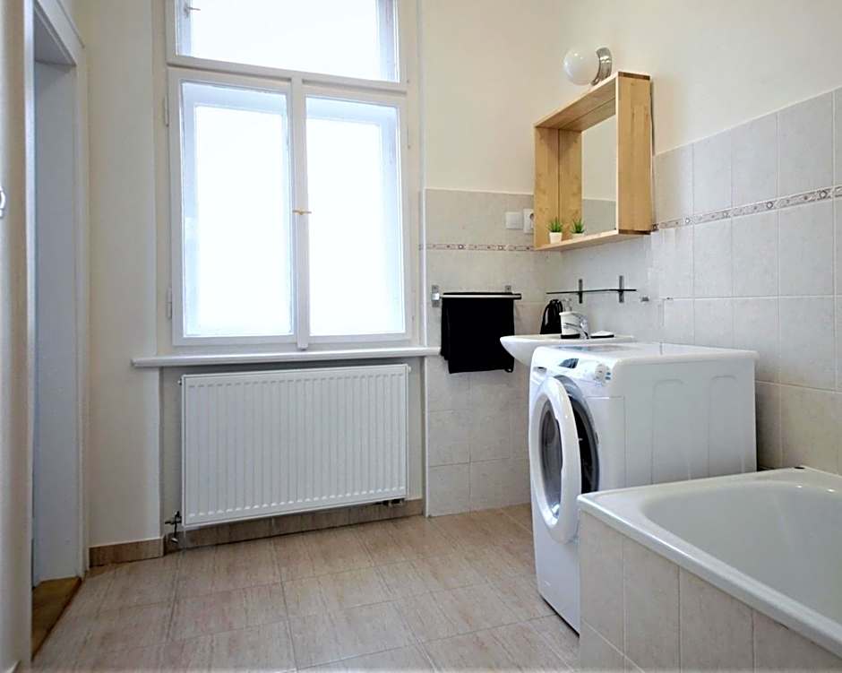 Angel City Aparthotel