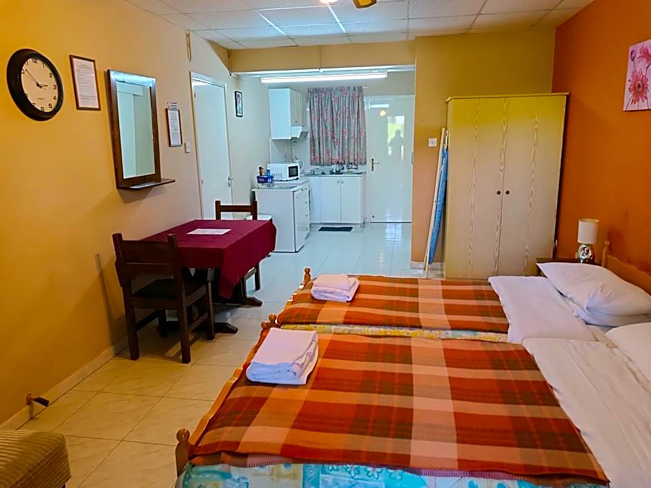 Rantzo Holiday Apartments