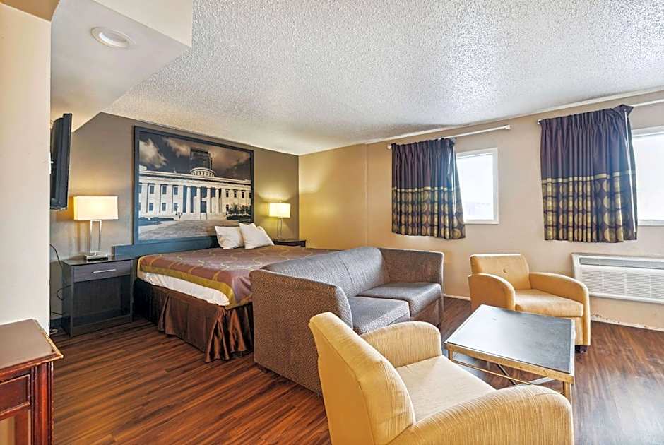 Super 8 by Wyndham Millbury/Toledo