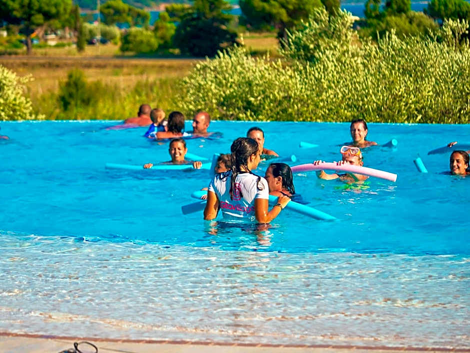 ISA - Residence with pool and private beach in Talamone just 500 mt from the beach